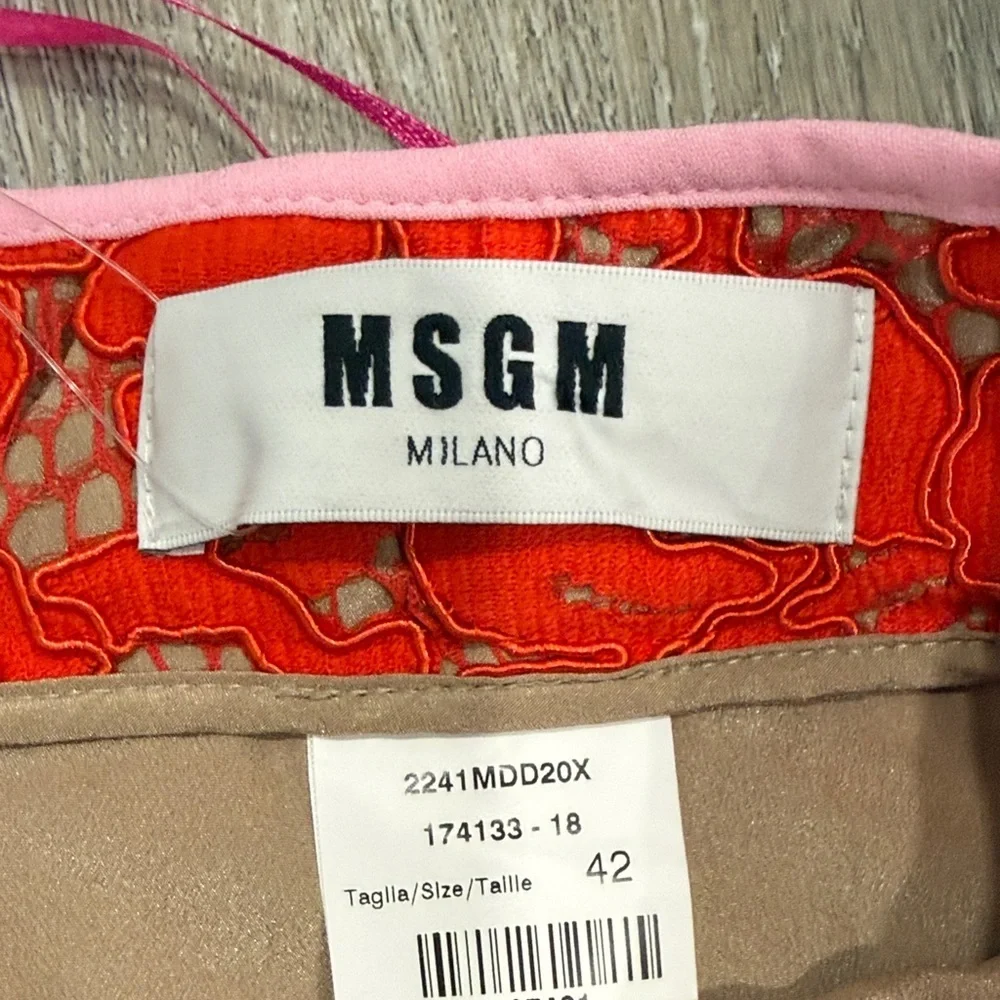 NWT M S G M  Milano Elegant Red Lace Skirt sz 42  sz m/l